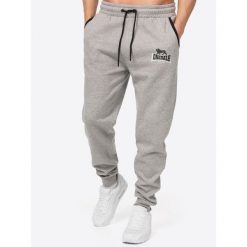 Spodnie do biegania Lonsdale Two Tones. Szare krótkie spodenki sportowe męskie Lonsdale, m, bez wzorów, z dresówki, do biegania. W wyprzedaży za 167.00 zł.