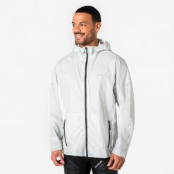 Kurtka do biegania przeciwdeszczowa męska Kiprun Run 900 Rain. Zielone kurtki męskie KIPRUN, na zimę, l, bez wzorów, z materiału, sportowe, bez kaptura. Za 399.99 zł.