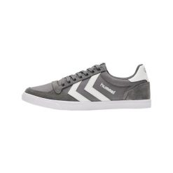 Buty do chodzenia dla dorosłych Hummel Slimmer stadil. Białe obuwie sportowe damskie Hummel, bez wzorów, trekkingowe. Za 284.00 zł.