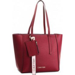 Torebka CALVIN KLEIN - Ck Base Medium Shopper K60K604427 628. Czerwone torebki shopper damskie Calvin Klein, ze skóry ekologicznej. Za 649.00 zł.
