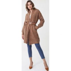Camelowy Kardigan Sable. Kardigany damskie Born2be, xl, bez wzorów. Za 159.99 zł.