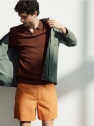 Szorty regular fit - pomarańczowy. Brązowe szorty męskie Reserved, l, bez wzorów, z bawełny. W wyprzedaży za 65.99 zł.