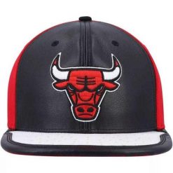 Męska Czapka Z Daszkiem Day One Chicago Bulls Snapback Cap. Białe czapki i kapelusze męskie NBA, bez wzorów. Za 299.99 zł.
