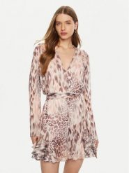 Guess Sukienka koszulowa W5RK35 WDW82 Różowy Regular Fit. Czerwone sukienki damskie Guess, m, z aplikacjami, z syntetyku, bez kołnierzyka, bez ramiączek, koszulowe. Za 479.99 zł.