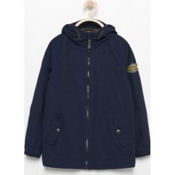 Kurtka z kapturem - Granatowy. Niebieskie kurtki i płaszcze dla chłopców Reserved. Za 279.99 zł.