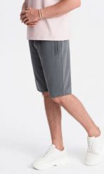 Ombre Męskie szorty dresowe bawełniane BASIC grafitowe V11 OM-SRBS-0149 XL. Szare krótkie spodenki sportowe męskie Ombre, m, bez wzorów, z bawełny. Za 49.99 zł.