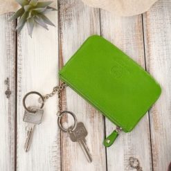 Paolo Peruzzi Portfel damski skórzany z kwiatowym wzorem T-45-GR etui na klucze T-51-NGR zestaw prezentowy ZUP-119-GR. Portfele damskie Paolo Peruzzi, bez wzorów. Za 149.01 zł.