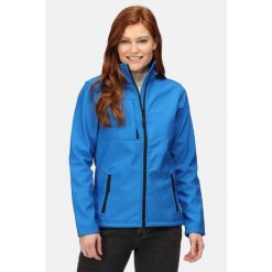 Softshell roboczy damski Octagon. Niebieskie kurtki damskie Regatta, bez wzorów, z softshellu, bez kaptura. W wyprzedaży za 219.99 zł.