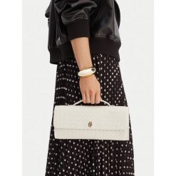 Torebka Badura. Białe torebki do ręki damskie Badura, bez wzorów, klasyczne, bez dodatków. Za 229.99 zł.