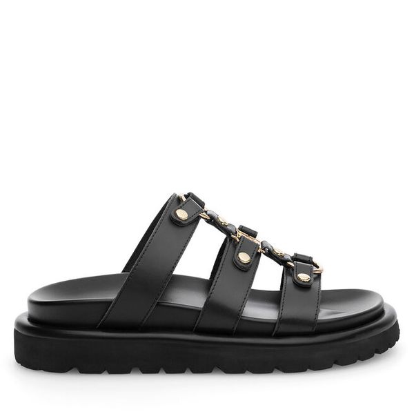 Klapki Badura. Czarne klapki damskie Badura, bez wzorów, bez obcasa. Za 249.99 zł.