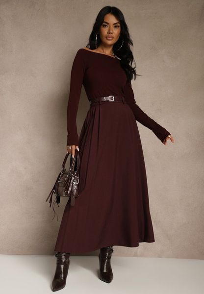 Bordowa Rozkloszowana Spódnica z Wiskozy z Dodatkowym Paskiem z Klamrą Lowedina. Czerwone spódnice damskie Renee, l, bez wzorów, z wiskozy, maxi, oversize. Za 139.99 zł.