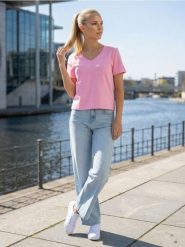 Bawełniana koszulka z gęstego splotu Interlock - begonia. T-shirty damskie Sinsay, l, bez wzorów, z bawełny, bez kołnierzyka. Za 25.99 zł.