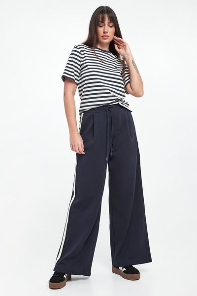 Spodnie damskie Perdoni WEEKEND MAX MARA. Legginsy damskie Weekend Max Mara, l, bez wzorów. Za 839.00 zł.