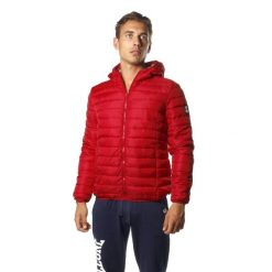 Kurtka puchowa z kaptur na co dzień na siłownię. Czerwone kurtki męskie LEONE 1947 APPAREL, bez wzorów, z poliesteru, bez kaptura. W wyprzedaży za 229.87 zł.