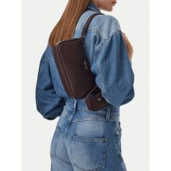 Torebka Nine West. Brązowe torebki do ręki damskie Nine West, bez wzorów, klasyczne, bez dodatków. Za 169.99 zł.
