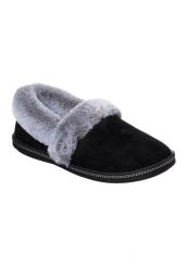 Kapcie damskie Skechers Cozy Campfire Team Toasty. Czarne kapcie damskie Skechers, bez wzorów, z materiału. Za 139.99 zł.