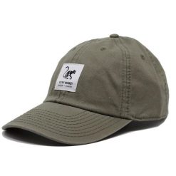 Czapka bejsbolowa - Bawełna - Bez konstrukcji (Oliwkowy). Zielone czapki i kapelusze męskie SURF MONKEY, z aplikacjami, z bawełny, klasyczne. Za 159.95 zł.