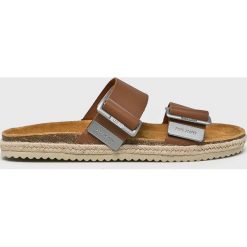 Pepe Jeans - Klapki Bio Buckles. Klapki męskie marki Pepe Jeans. Za 219.90 zł.