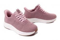 Comfortabel 940546-42 rosa, półbuty damskie. Czerwone półbuty damskie Comfortabel, bez wzorów, bez obcasa, bez zapięcia. Za 287.92 zł.
