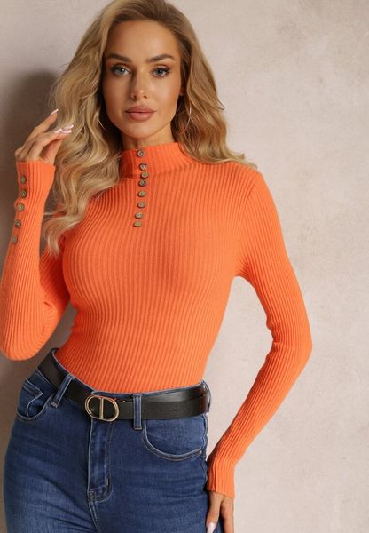Pomarańczowy Dopasowany Prążkowany Golf z Ozdobnymi Guzikami Agorcja. Brązowe swetry damskie Renee, bez wzorów, z dzianiny, eleganckie, bez kołnierzyka, bez ramiączek, bez kaptura. Za 29.99 zł.