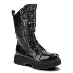 Trapery damskie Clasicco, naturalna skóra lakierowana z dodatkiem materiału filcowa wkładka ocieplane wnętrze, czarny, 2250-01AM-W2. Czarne kozaki damskie Clasicco, z lakierowanej skóry, bez obcasa. Za 439.00 zł.