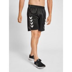 Szorty Hummel Poly Coach. Czarne krótkie spodenki sportowe męskie Hummel, xl, bez wzorów, do siatkówki. Za 140.00 zł.