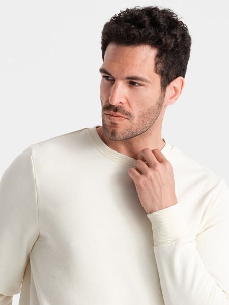 Nierozpinana męska bluza dresowa BASIC – kremowa V5 - Rozmiar: XXL. Białe bluzy męskie Ombre Clothing, m, bez wzorów, z dresówki, bez kaptura. W wyprzedaży za 139.99 zł.