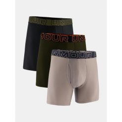 Bokserki męskie Under Armour M Perf Tech 6in Mix Mix, 3-pak. Brązowe bokserki męskie Under Armour, m, bez wzorów, z materiału. Za 244.99 zł.