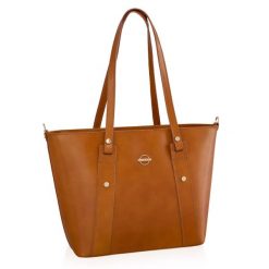 Shopperka skórzana VICTORIA Camelowa BVP-127. Brązowe torebki do ręki damskie Betlewski, bez wzorów, ze skóry, bez dodatków. Za 429.99 zł.