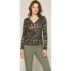 Answear - Bluzka. Bluzki damskie marki Colour Pleasure. W wyprzedaży za 29.90 zł.