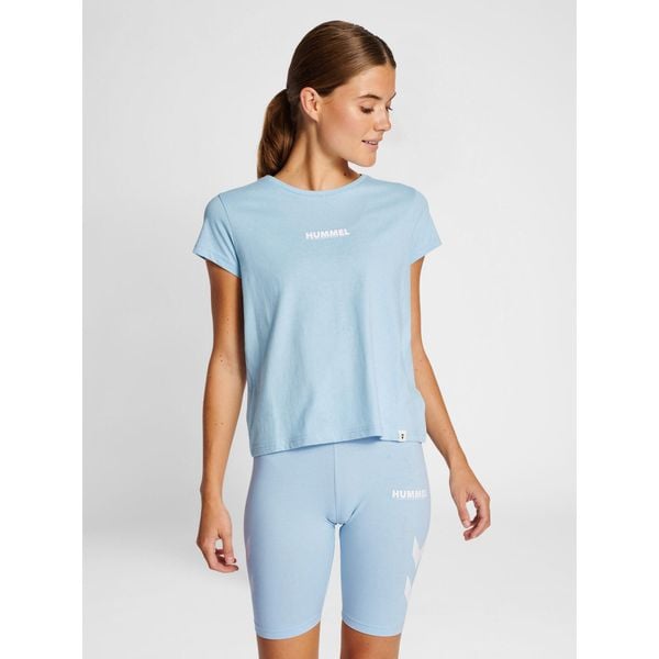 Koszulka damska Hummel Legacy. Niebieskie koszulki sportowe damskie Hummel, bez wzorów, bez kołnierzyka, bez ramiączek, do piłki nożnej. Za 71.85 zł.