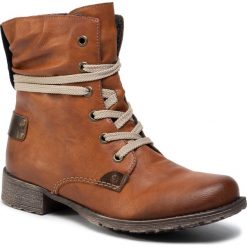 Botki RIEKER - 70820-24 Braun. Brązowe kozaki damskie Rieker, ze skóry ekologicznej, bez obcasa, na obcasie. Za 299.00 zł.