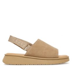 Sandały Tamaris. Brązowe sandały damskie Tamaris, bez wzorów, bez obcasa, na płaskiej podeszwie, bez zapięcia. Za 369.99 zł.