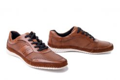 BUGATTI 321-AEU01-4000 6300 cognac, półbuty męskie. Brązowe półbuty na co dzień męskie Bugatti, bez zapięcia. Za 389.90 zł.