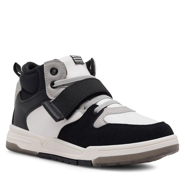 Sneakersy Action Boy. Czarne półbuty chłopięce Action Boy, bez wzorów, bez zapięcia. Za 103.99 zł.