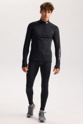 Męska bielizna szybkoschnąca biegowa Rough Radical Pro Extreme Run Men. Czarna bielizna termoaktywna męska ROUGH RADICAL, l, z dzianiny. Za 199.99 zł.