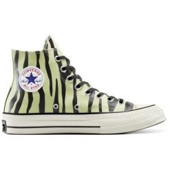Buty sportowe Converse Chuck 70 Glow In The Dark Zebra Print. Zielone obuwie sportowe damskie Converse, bez wzorów, sportowe, bez zapięcia. Za 405.60 zł.