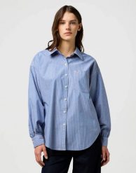 DAMSKA KOSZULA WRANGLER COOL GIRL BLOUSE DUSTY BLUE 112370779. Niebieskie bluzki damskie Wrangler, l, bez wzorów, bez kołnierzyka, bez ramiączek. Za 179.99 zł.