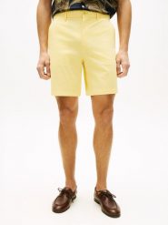 Tommy Hilfiger Bermudy Mężczyźni Bawełna żółty, 32. Żółte szorty męskie Tommy Hilfiger, m, bez wzorów, z bawełny, eleganckie. Za 329.95 zł.