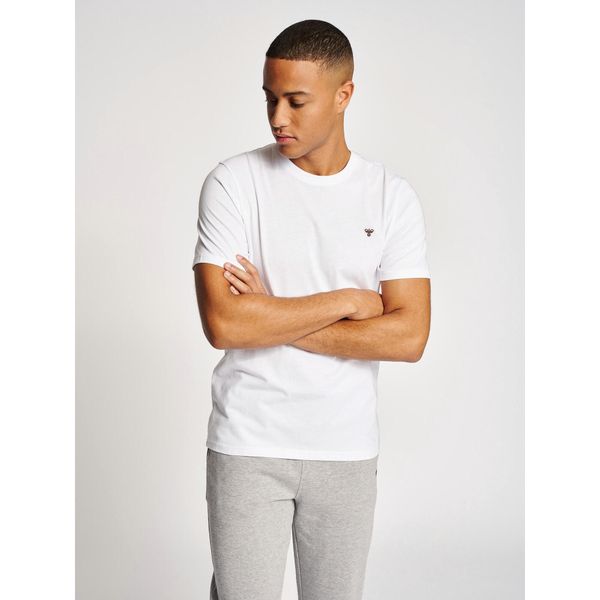 HUMMEL bluzka bawełniana hmlIC FRED T-SHIRT. Białe koszulki sportowe męskie Hummel, bez wzorów, z bawełny, sportowe, bez kołnierzyka. Za 49.99 zł.