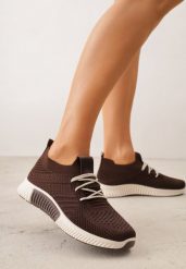 Brązowe Sneakersy z Elastyczną Cholewką na Podeszwie z Tłoczeniami Adrapheia. Brązowe obuwie sportowe damskie Born2be, bez wzorów, z jeansu, na fitness i siłownię. Za 79.99 zł.