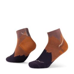 Skarpety turystyczne Buff Merino LIghtweight Quarter Sock LWQ3. Brązowe skarpety damskie Buff, bez wzorów, z elastanu. Za 99.99 zł.