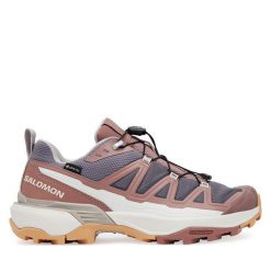 Trekkingi Salomon. Fioletowe obuwie sportowe damskie Salomon, bez wzorów, z gore-texu, trekkingowe. Za 419.99 zł.