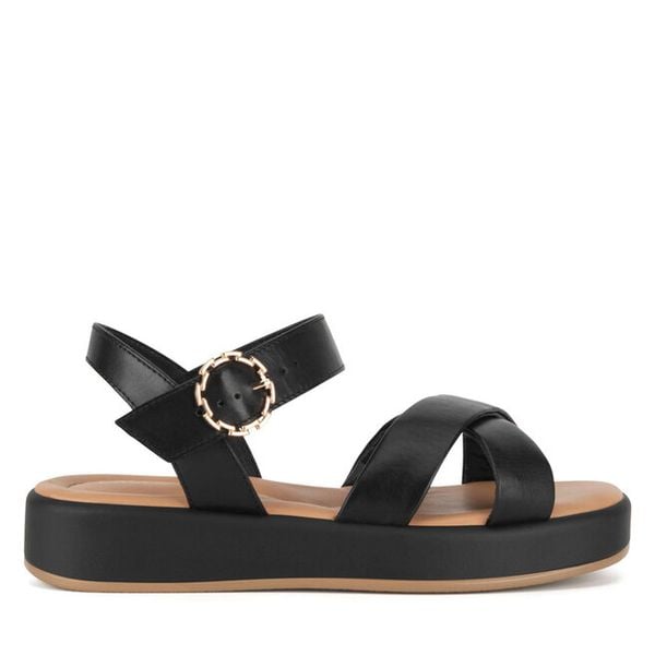 Sandały Lasocki. Czarne sandały damskie Lasocki, bez wzorów, bez obcasa, na płaskiej podeszwie, bez zapięcia. Za 169.99 zł.