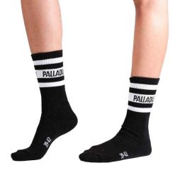 Skarpety Unisex Dla Dorosłych O Średnim Kroju. Czarne skarpety męskie Palladium, bez wzorów. Za 69.99 zł.