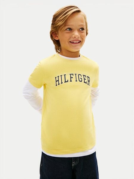 Tommy Hilfiger T-Shirt KB0KB10420 Żółty Regular Fit. Żółte t-shirty dla chłopców Tommy Hilfiger, bez wzorów, z bawełny, bez ramiączek. Za 82.99 zł.