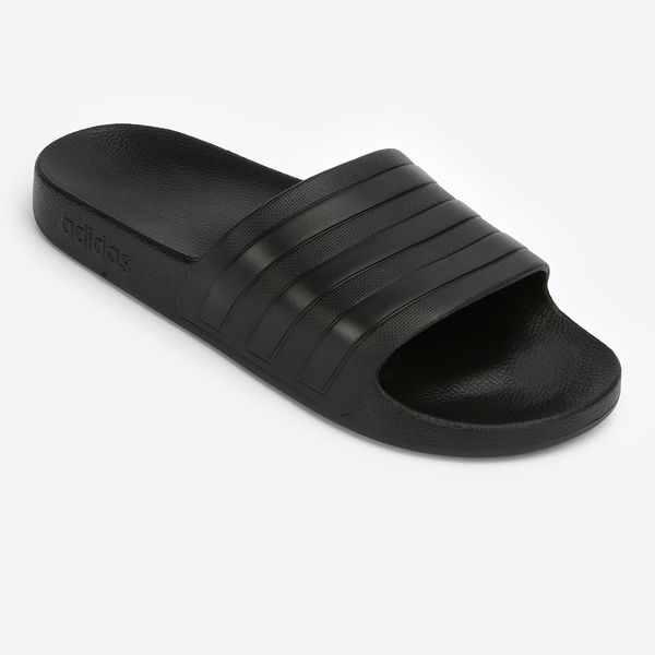 Klapki basenowe ADIDAS Adilette Aqua. Czarne klapki damskie Adidas, z materiału, eleganckie. Za 79.99 zł.
