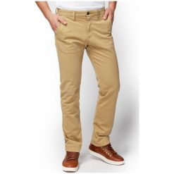 Timberland Spodnie Squam Lake Stretch Twill Straight , beżowy, rozmiar 30/34. Brązowe spodnie materiałowe męskie Timberland, bez wzorów, z bawełny, wizytowe. W wyprzedaży za 259.99 zł.