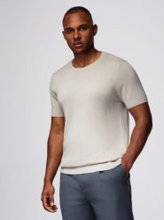 Klasyczna dzianinowa koszulka męska ze ściągaczami– jasnoszara V3. Szare t-shirty męskie Ombre Clothing, m, bez wzorów, z dzianiny, eleganckie, bez kołnierzyka. Za 159.99 zł.