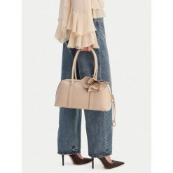 Torebka GINO ROSSI. Brązowe torebki do ręki damskie Gino Rossi, bez wzorów, klasyczne, bez dodatków. Za 249.99 zł.